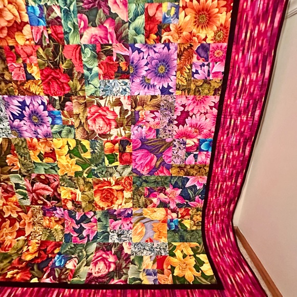 Floral Patchwork Quilt - Multicolor - Picture 6 of 12